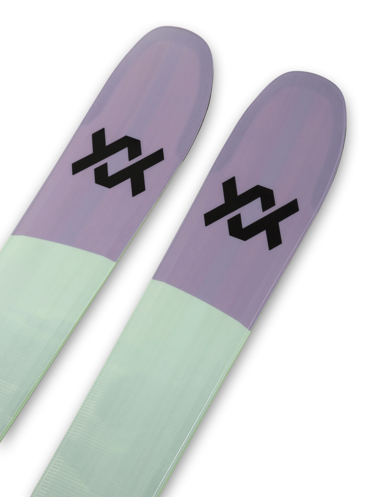 Völkl Blaze 104 purple Ski Spitze Nahaufnahme