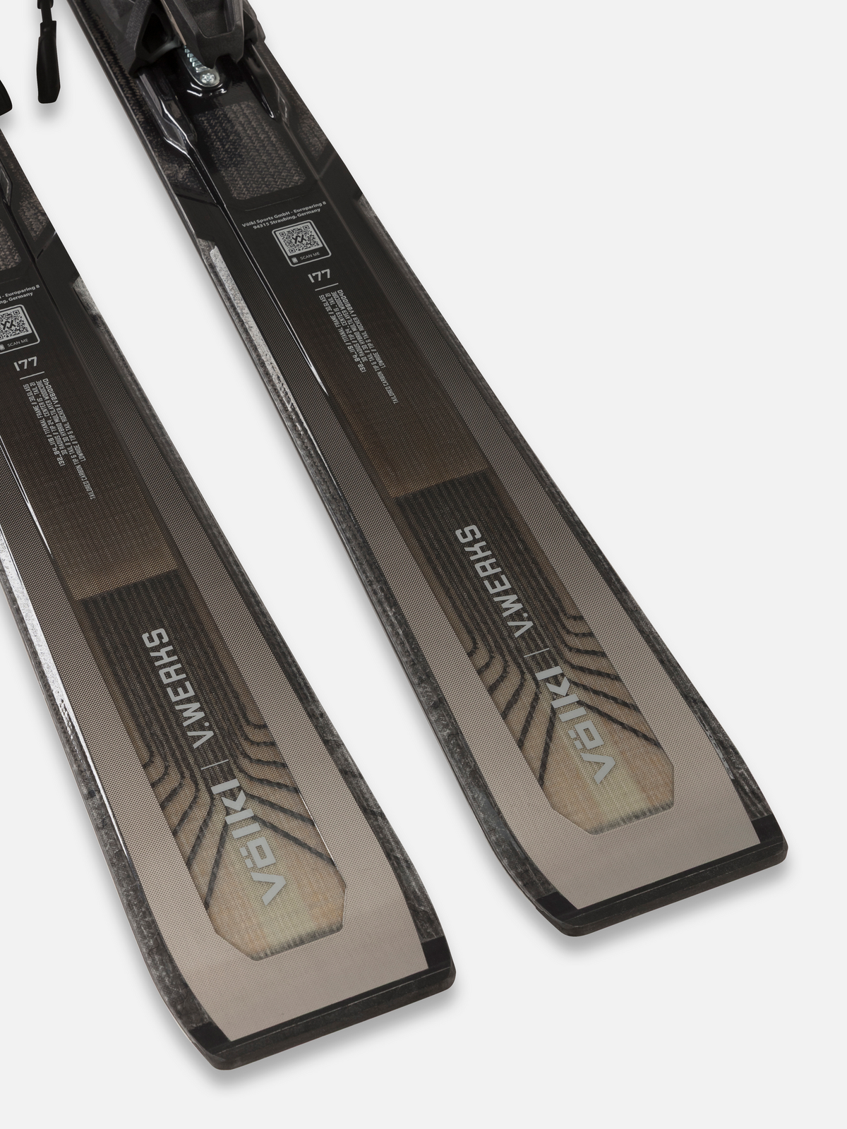 Völkl Peregrine V-Werks Ski Skiende Nahaufnahme